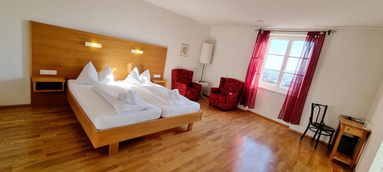 Hotel Wirtshaus Leindl Krems an der Donau Esterno foto