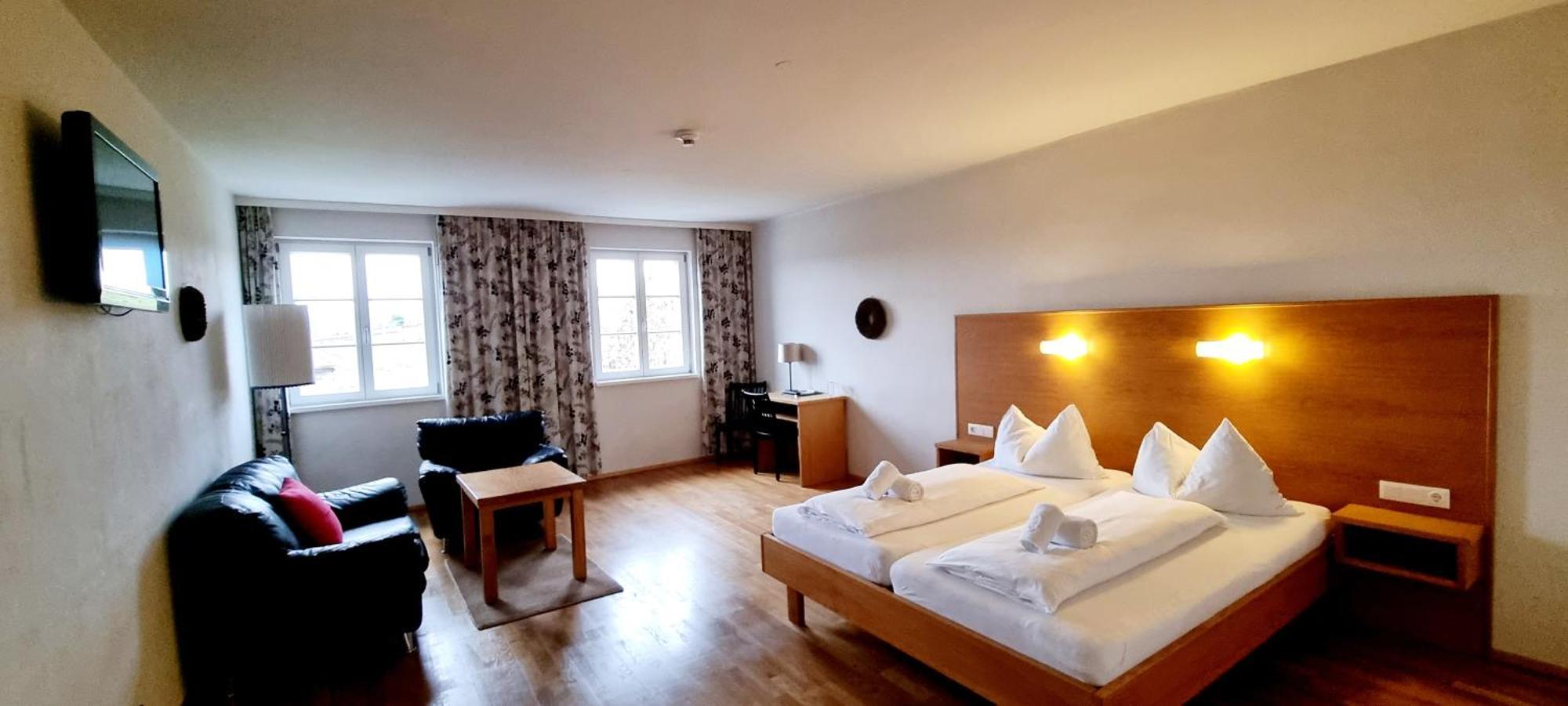 Hotel Wirtshaus Leindl Krems an der Donau Esterno foto